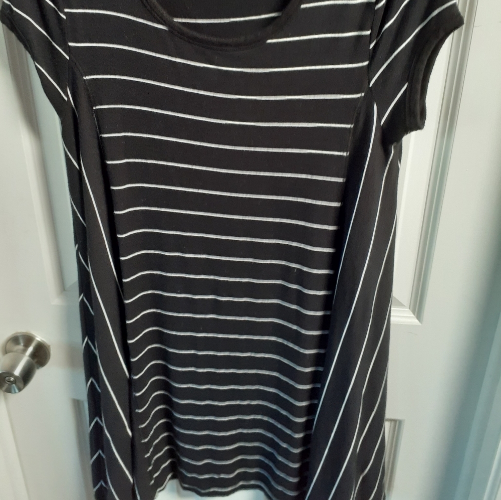 Black striped short sleeve dress/tunic